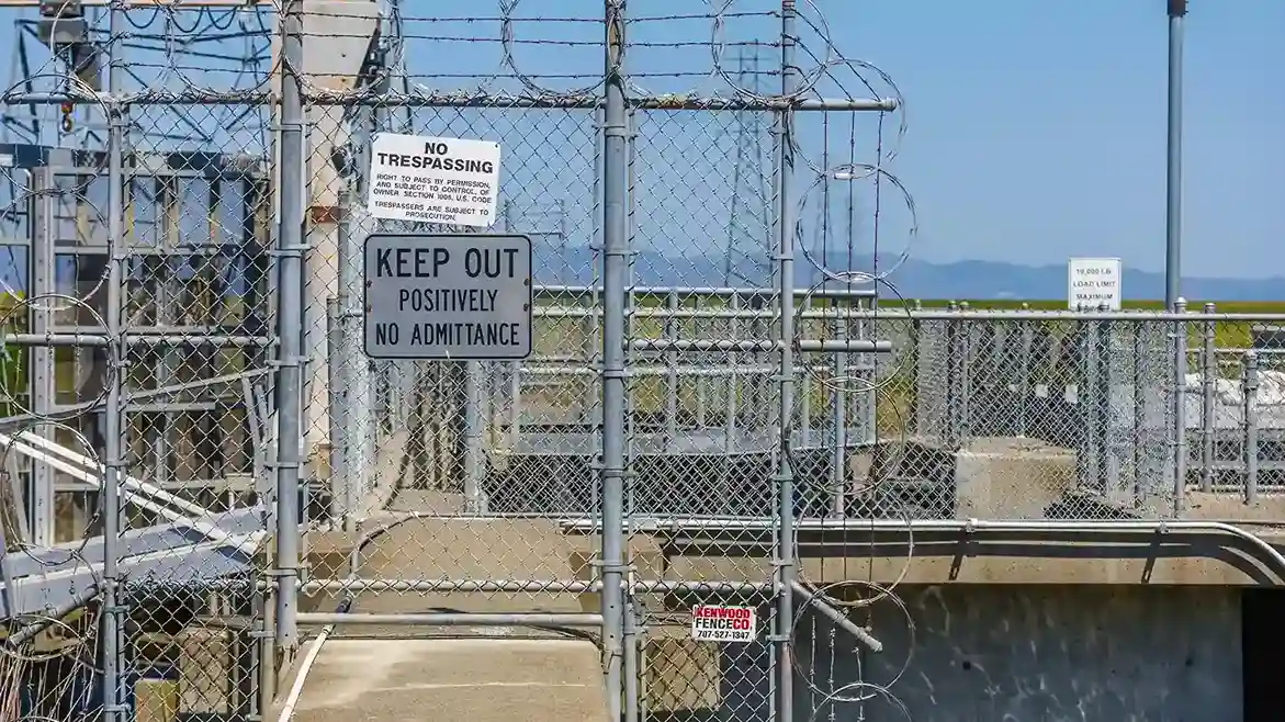 An farm with chain-fencing